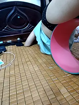 Lena079のライブXXXチャット