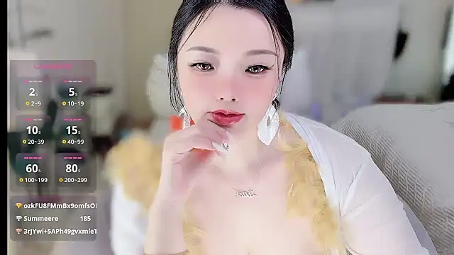 wlj2025-3's Live XXX Chat