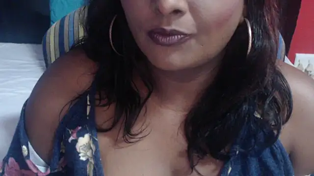 INDIANSIN2のライブXXXチャット