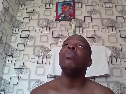 Chumba_001 élő XXX-chatje