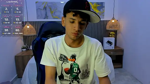 JDWhite18's Live XXX Chat
