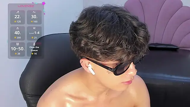 Czat XXX na żywo – alan_twink12