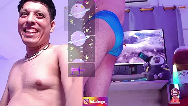 Chat +18 de EthaanNova ao vivo
