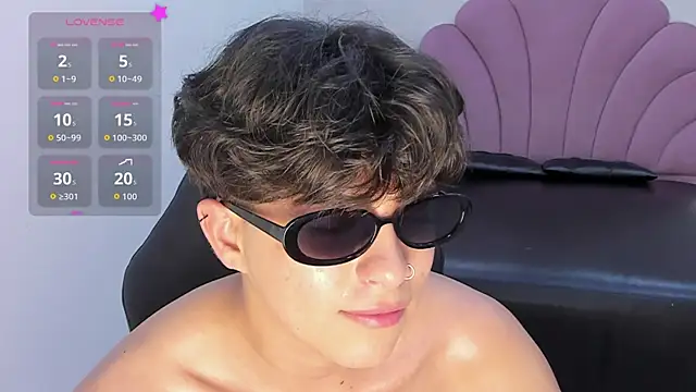 alan_twink12n Live XXX chat