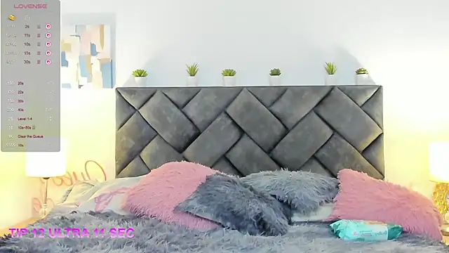 Queen_Blonde_v's Live XXX Chat