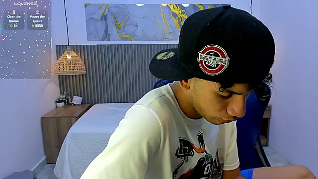 JDWhite18 Chat XXX live