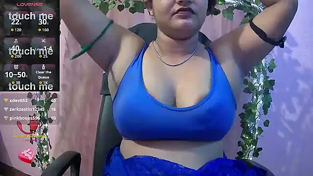 Pari-new's Live XXX Chat