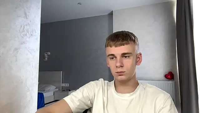 SoloFury Chat XXX in diretta