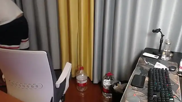 XXX chat uživo modela zhang1118
