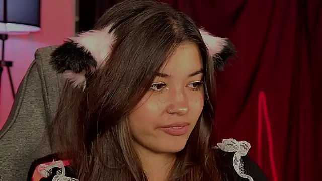 دردشة VivienneBlackwood الجنسية المباشرة