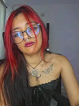 Chat XXX ao vivo de carolinerue