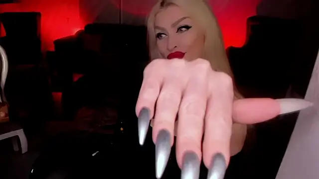 Chat XXX ao vivo de FinDomGod