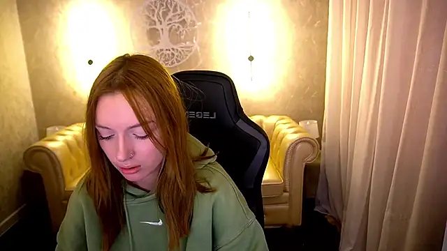 LizzaMoonn Adlı Modelin Canlı XXX Sohbeti