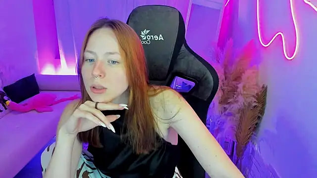 DamnWitchh's Live XXX Chat