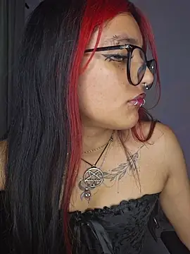 carolinerue's Live XXX Chat