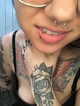 Chat XXX ao vivo de angiegothic