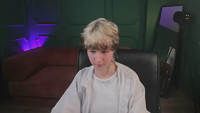 Senpai_Sins' Live XXX Chat