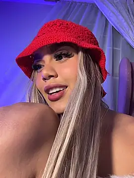 Tyra_malkovaan Live XXX chat