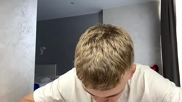 SoloFury live XXX chat