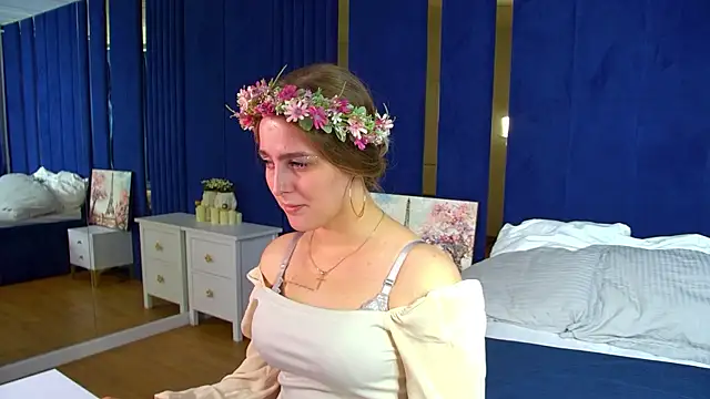 EllaBells XXX чат на живо