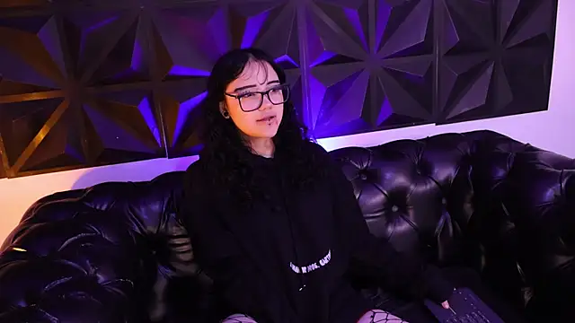 akantha_ Obrolan Langsung XXX