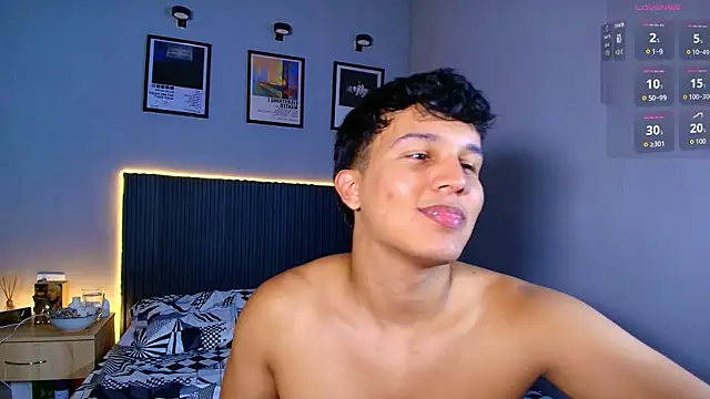 צ'אט XXX בשידור חי של Leo_Savage_