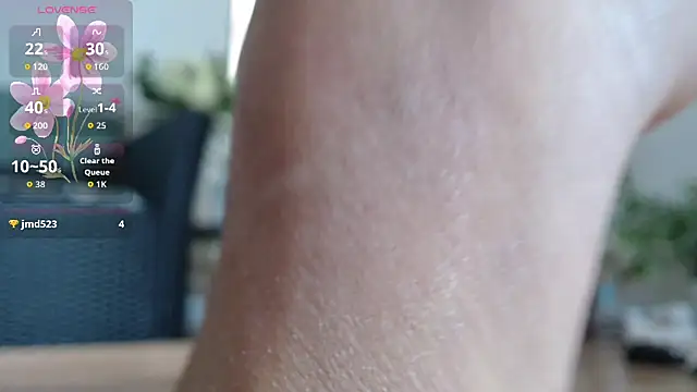 Squirtmanian Live XXX chat
