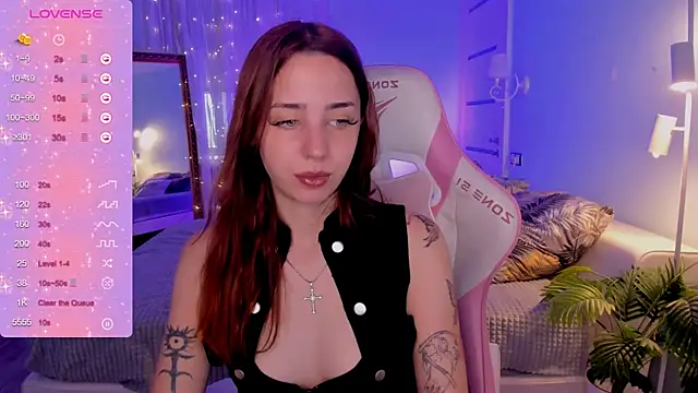 Chat XXX en directo de CharliGrace_