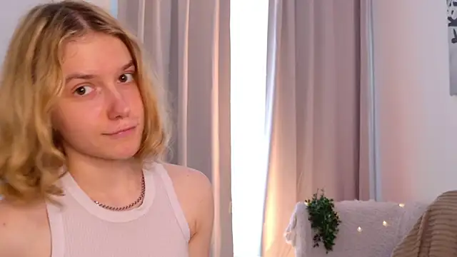 MilanaRayy's Live XXX Chat