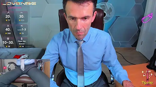 SteveTiger Live XXX-chat
