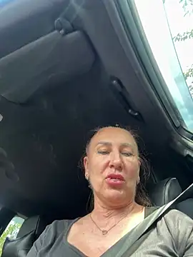 lindaledi2's Live XXX Chat