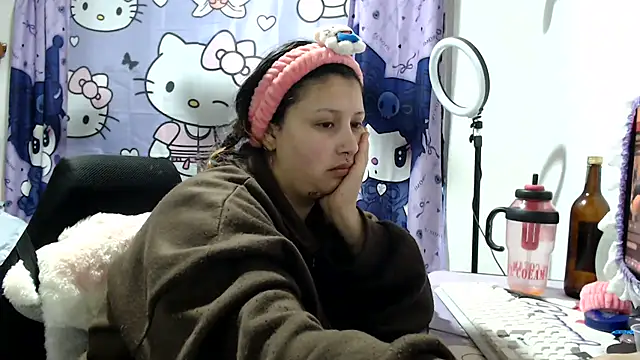 XXX chat uživo modela lussyevans24
