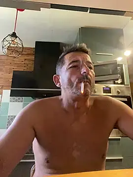 daddy3945 Adlı Modelin Canlı XXX Sohbeti