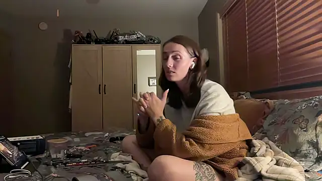 Ellz4 XXX чат на живо