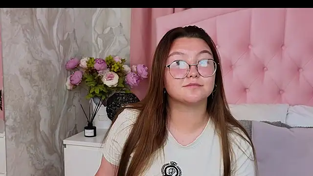 SophiaaBelle's Live XXX Chat