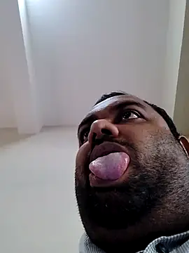 Chatroom XXX en direct de FatCockBoySL