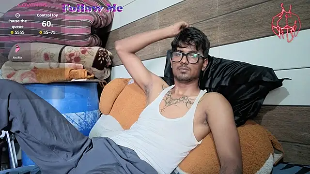just_fucks 现场XXX聊天