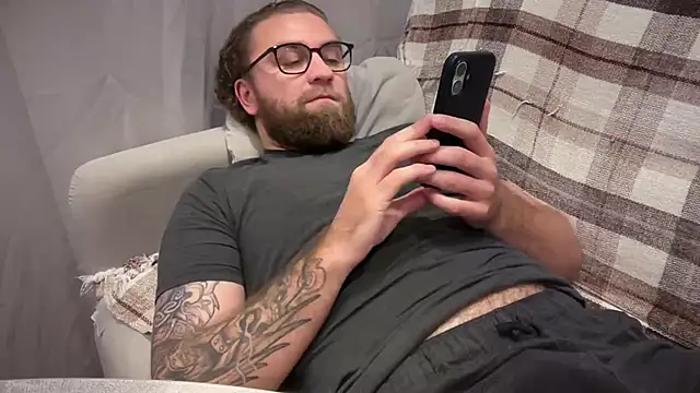 Bear_bear_ webkamerás műsora