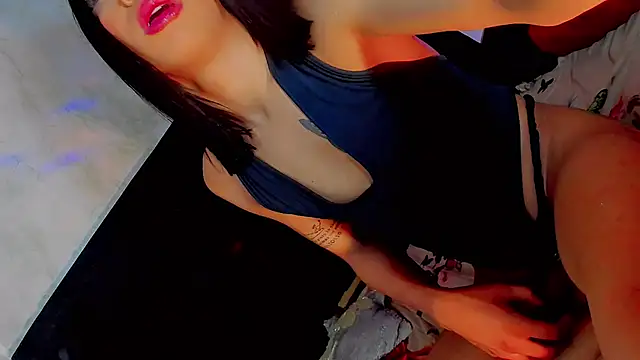 Chat +18 de thehotdivas ao vivo