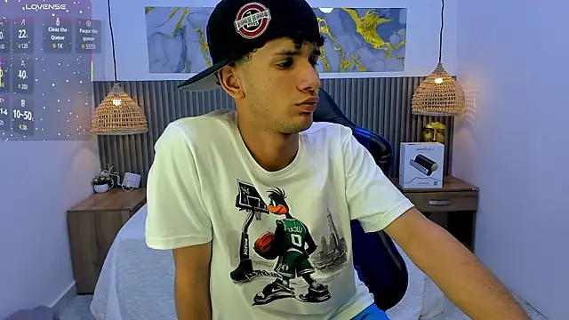 JDWhite18 Live XXX-chat