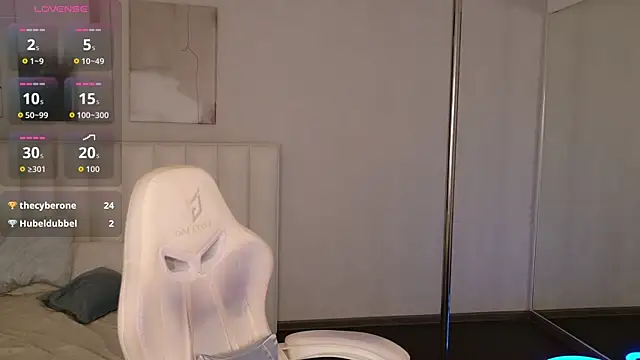 Rebecca_Ford's Live XXX Chat