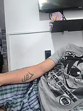 Tiger_cryad élő XXX-chatje