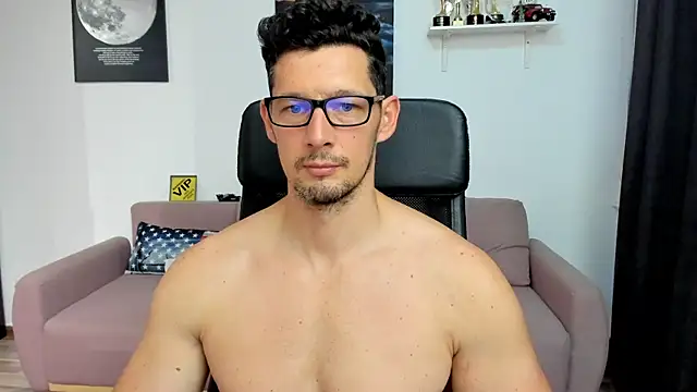 BrutusK08 Live XXX Chat