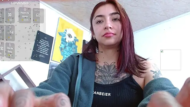 Chatroom XXX en direct de ZoeBakers_