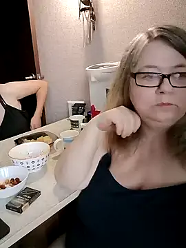 XXX chat uživo modela sex2