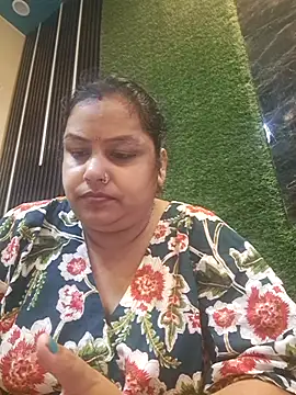 Chat +18 de SHANVII ao vivo