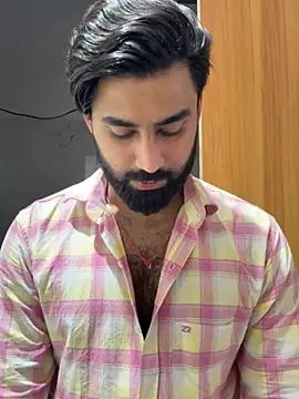 Royalboy_03 Chat XXX in diretta