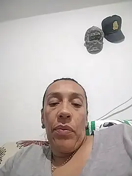 צ'אט XXX בשידור חי של Shantey_Laurent