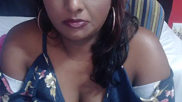 Chat +18 de INDIANSIN2 ao vivo