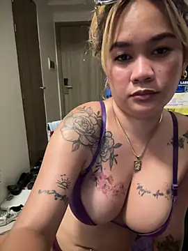 Chat XXX en directo de queenmia__ph